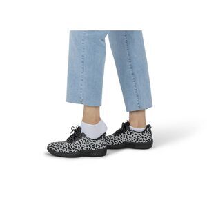 OrthoFeet Kita Hands-Free Women's Sneakers - Snow Leopard size 10 X-Wide